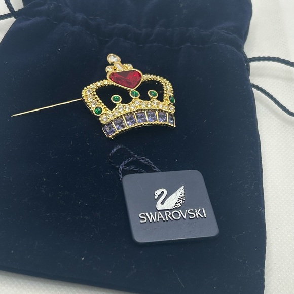 Swarovski Gold Plated Crown Pin Brooch with Bezel Set Crystals. NWT AND POUCH - Picture 3 of 10